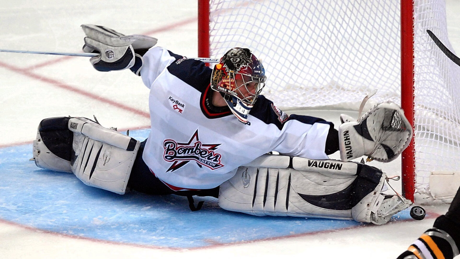 理查兹怒轰热刺双星：呼吁弗兰克封杀，16万周薪大佬遭炮轰，理查兹拳手