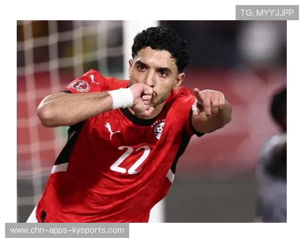 萨拉赫在禁区内接连摆脱三名防守队员——那一刻的冷静与美感